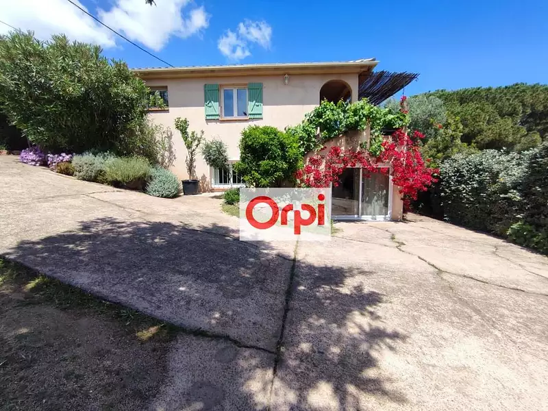Maison, 168 m²