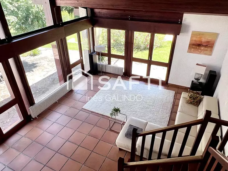 Maison, 210 m²