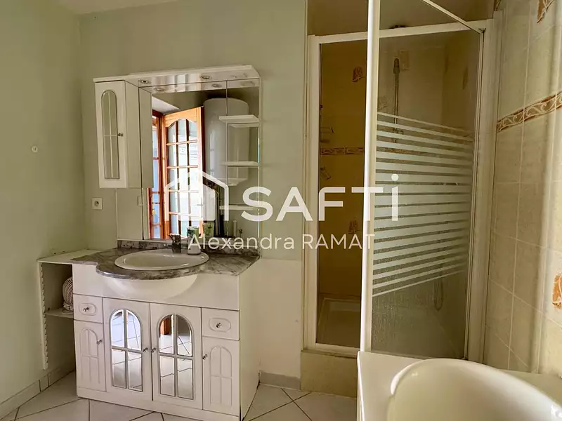 Maison, 176 m²