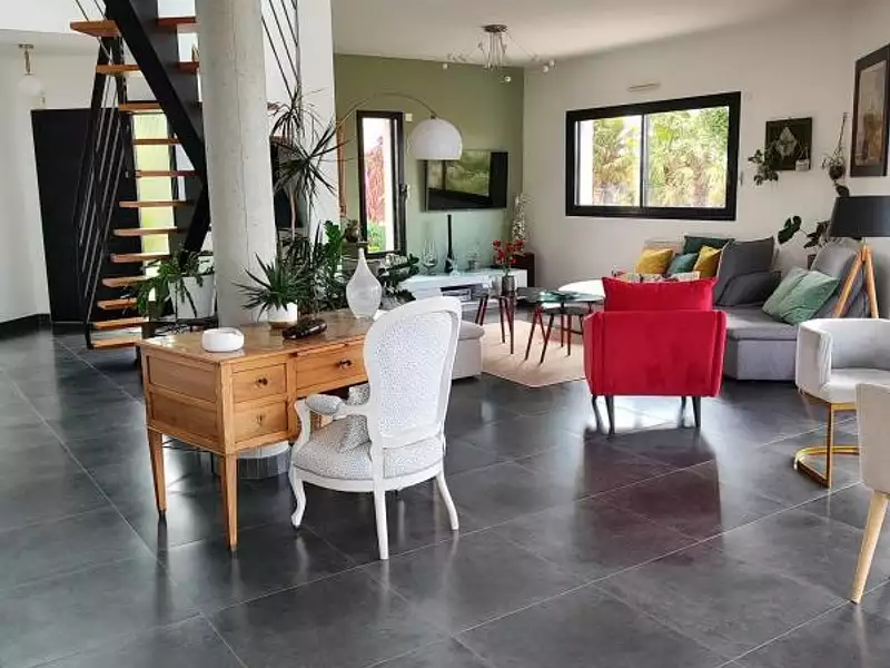 Maison, 156 m²