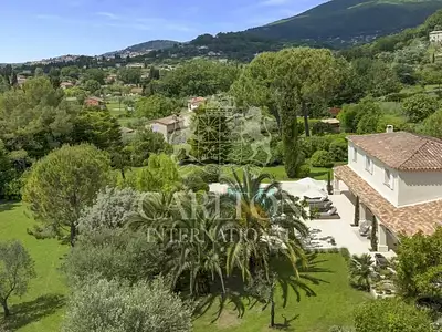 Maison, 187 m²