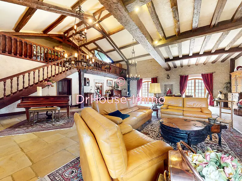 Maison, 293,23 m²