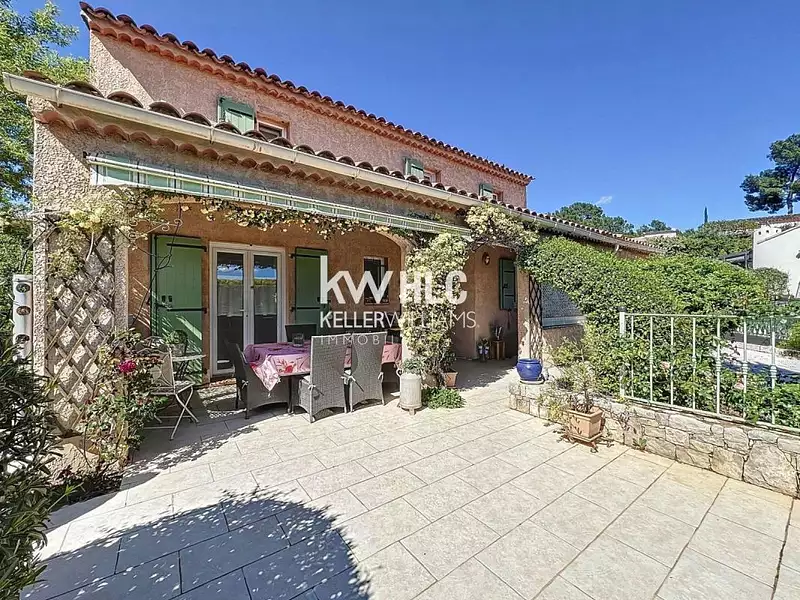 Maison, 97 m²
