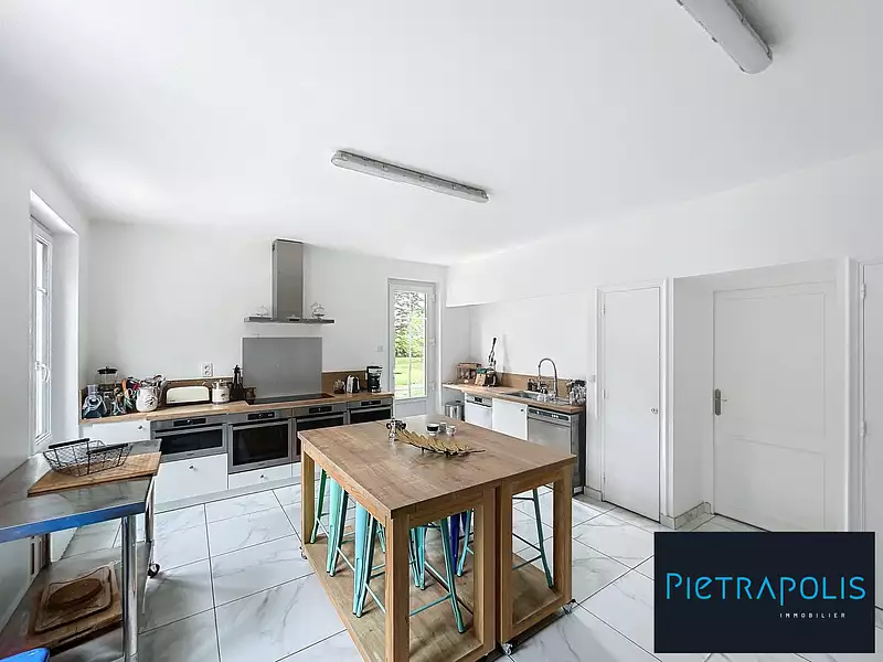 Maison, 380 m²