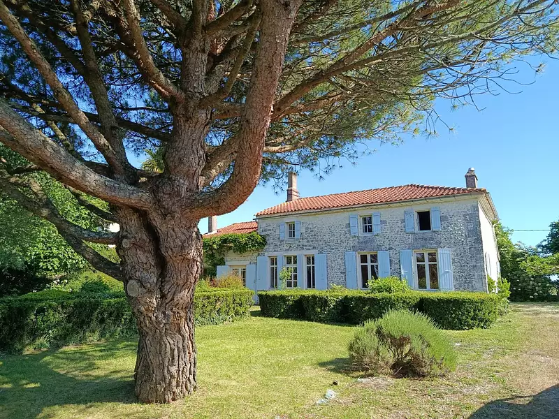 Maison, 204 m²