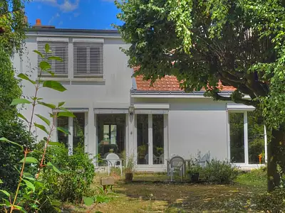 Maison, 195 m²