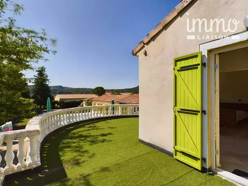 Maison, 230 m²