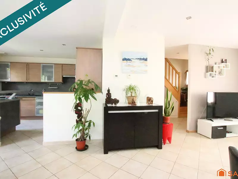 Maison, 180 m²