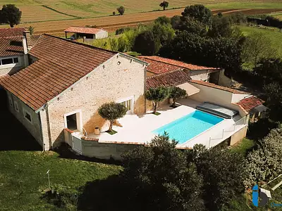 Maison, 280 m²