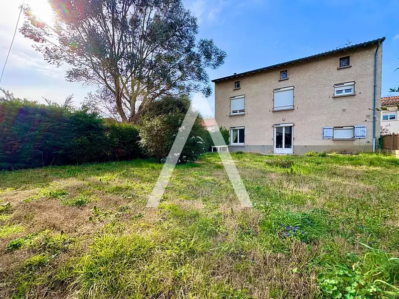 Maison, 180 m²