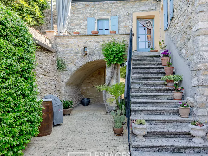 Maison, 280 m²