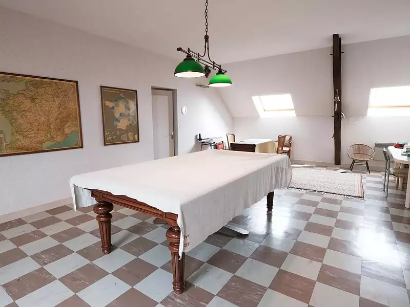 Maison, 222 m²