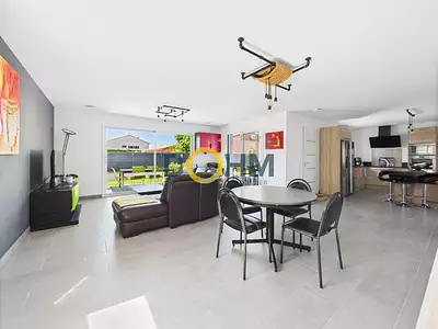 Maison, 105 m²
