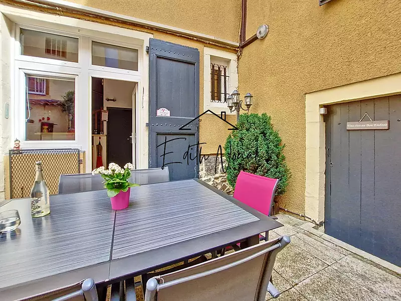 Immeuble, 230 m²