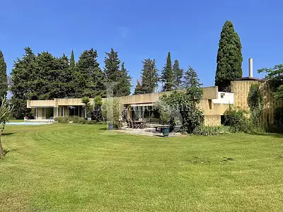 Maison, 260 m²