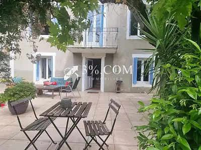 Maison, 240 m²