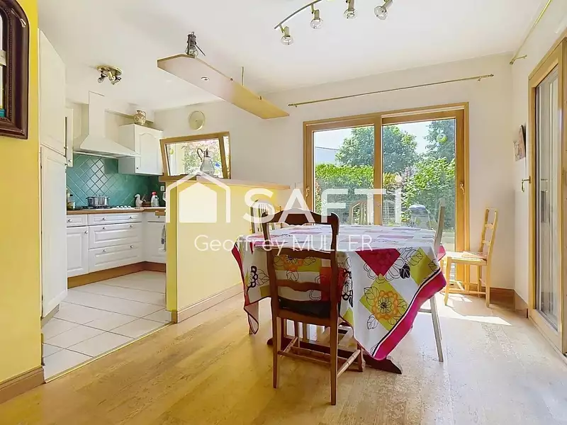 Maison, 116 m²
