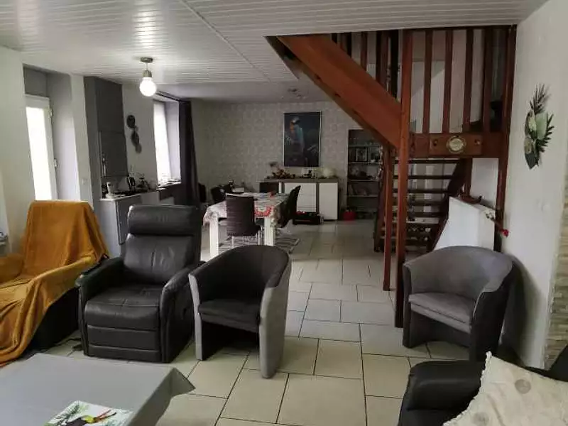 Maison, 200 m²