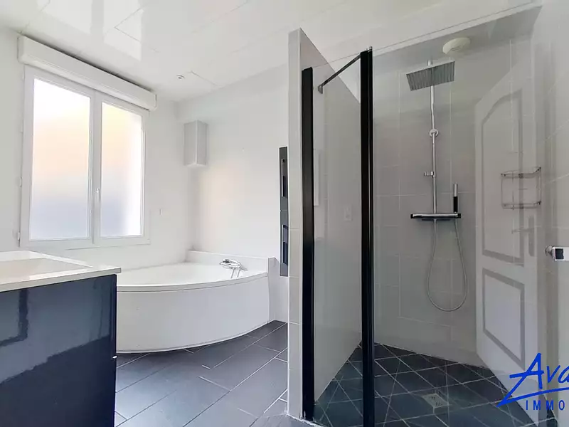 Maison, 160 m²