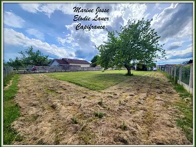 Terrain, 720 m²