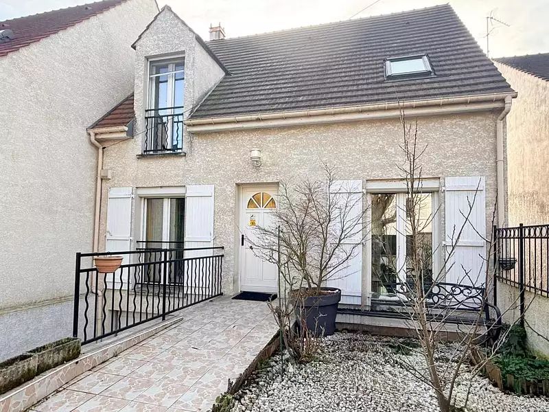 Vente maison 5 pièces 112 m² Chilly-Mazarin (91380) - Superimmo
