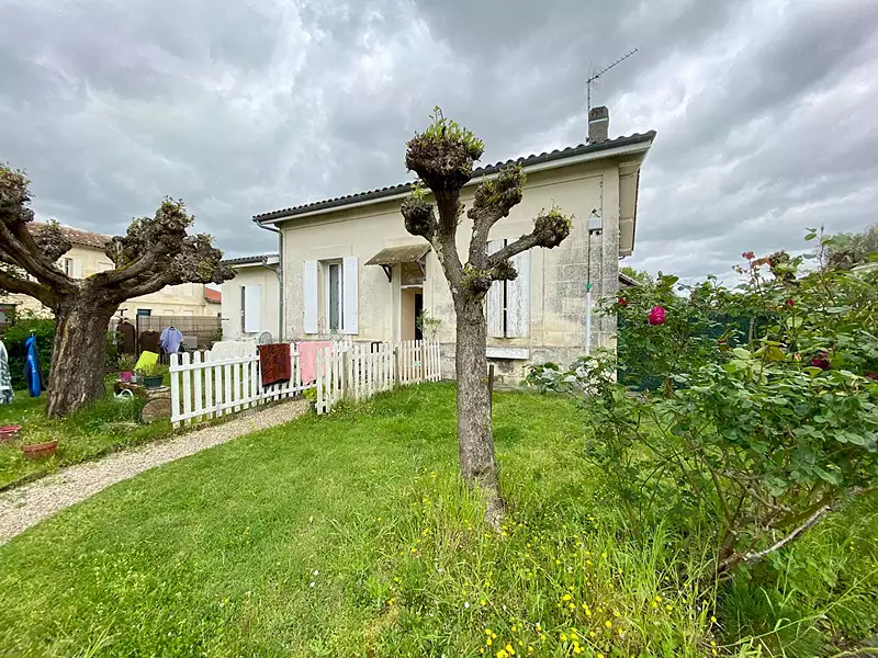 Immeuble, 82 m²