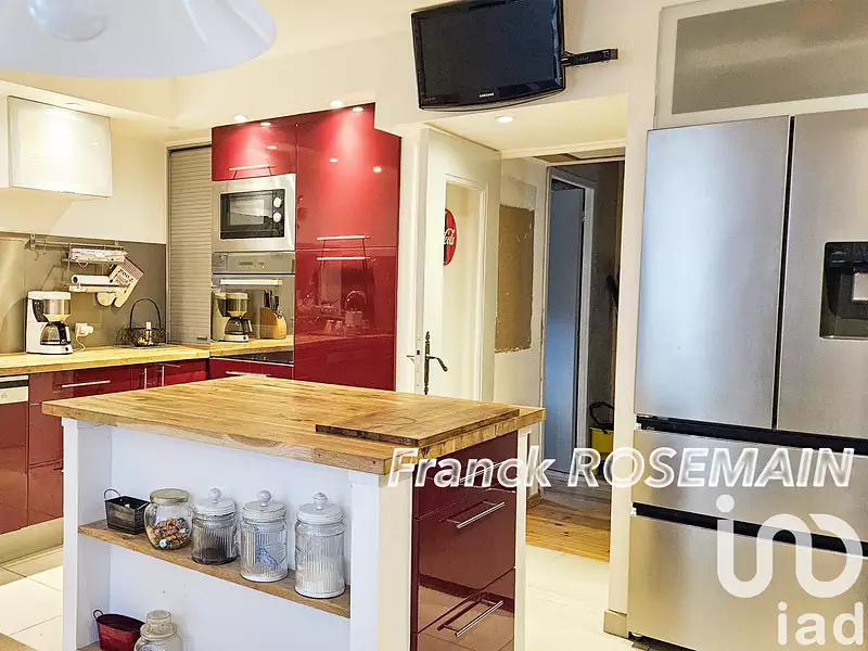 Maison, 200 m²