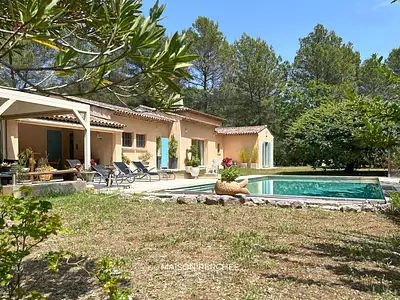 Maison, 210 m²