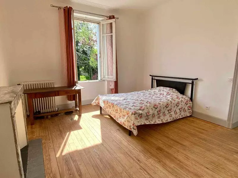 Maison, 196 m²