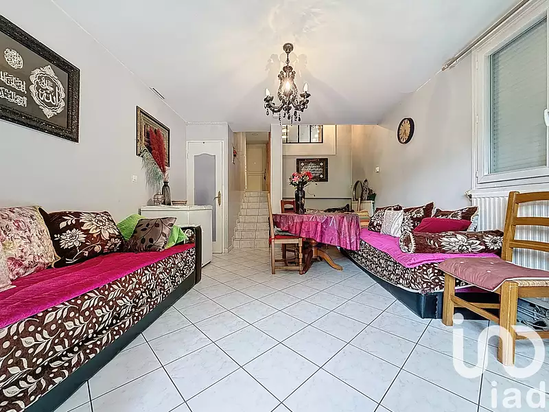 Maison, 77 m²