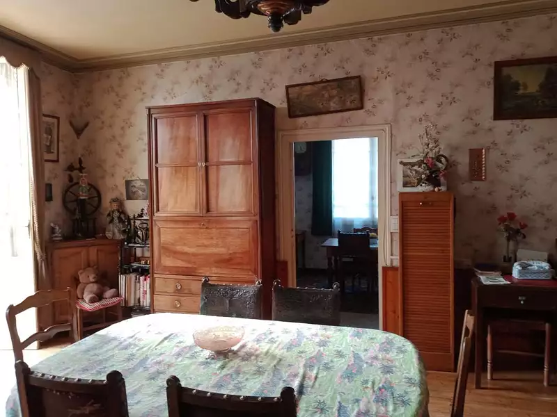 Maison, 285 m²