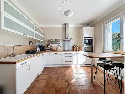 Maison, 180 m²