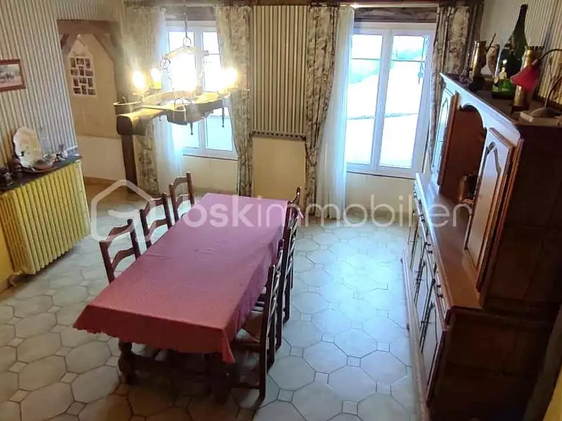 Maison, 193 m²