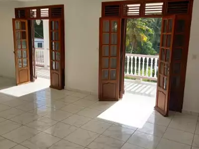 Maison, 148 m²