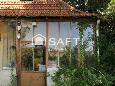 Maison, 240 m²