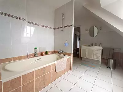 Maison, 213 m²