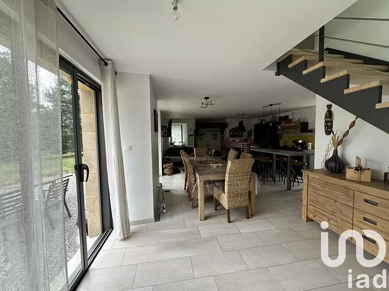 Maison, 145 m²