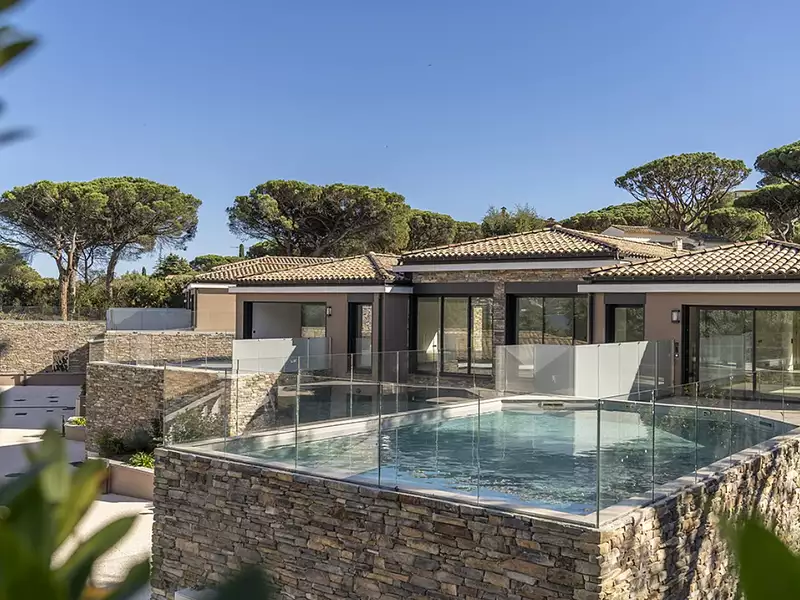 Maison, 244,4 m²