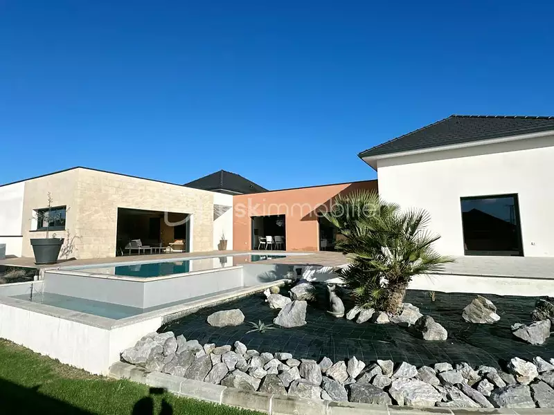 Maison, 202 m²
