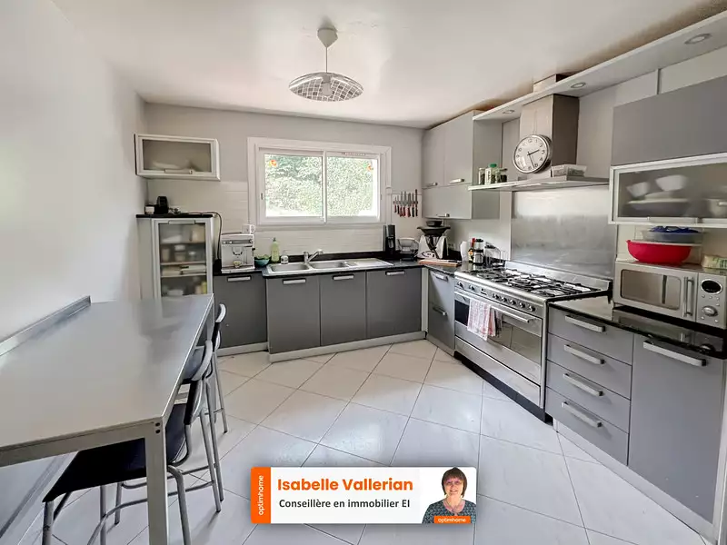 Maison, 163 m²
