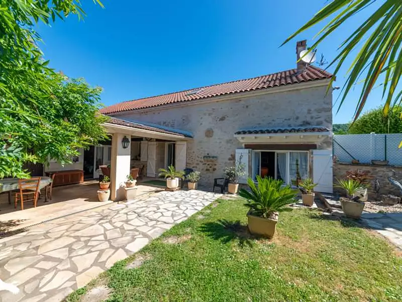 Maison, 202 m²