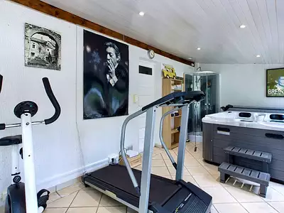 Maison, 225 m²
