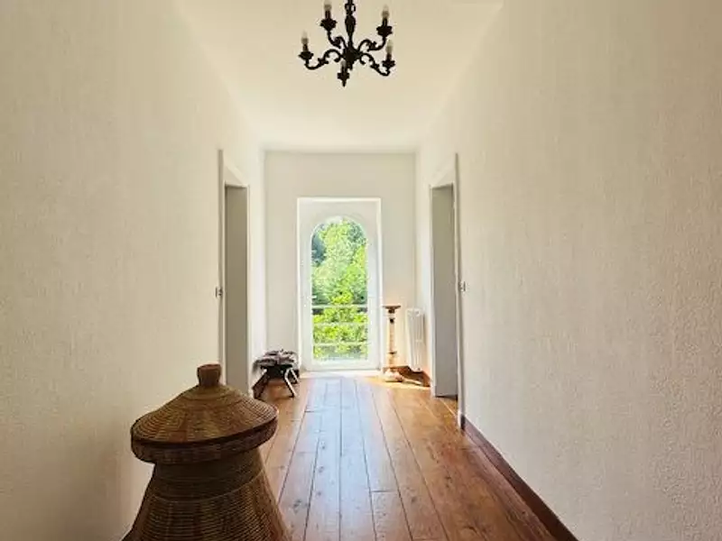 Maison, 287 m²