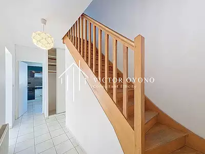 Maison, 121 m²
