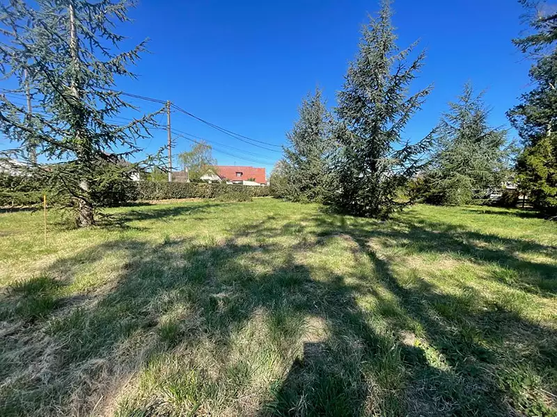Terrain, 1 107 m²