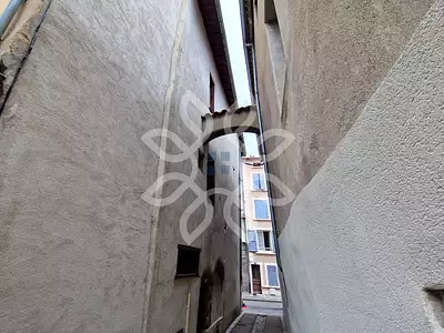 Immeuble, 70 m²