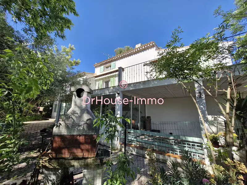 Maison, 192 m²