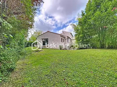 Maison, 230 m²