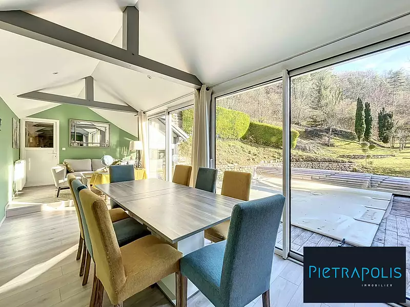 Maison, 232 m²