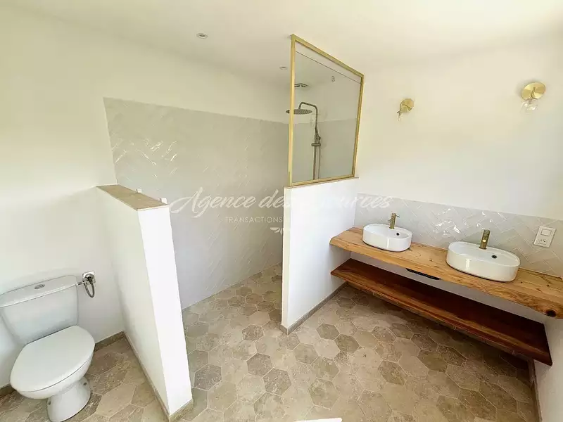 Maison, 176,58 m²